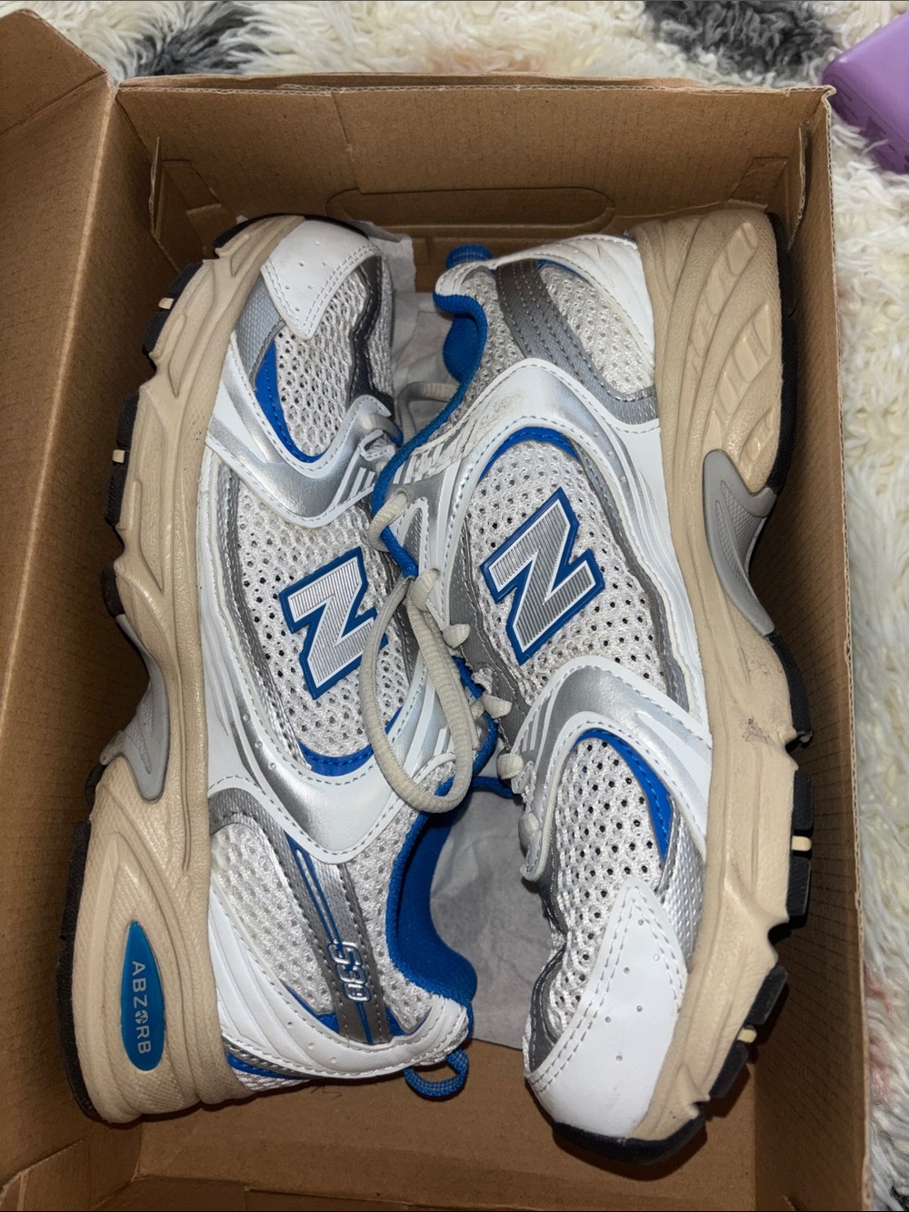 New Balance 530 men’s White, Blue & Tan Running Sneakers